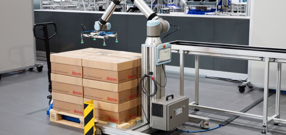 Robot tables and cobot columns - Stationary, mobile, integrable